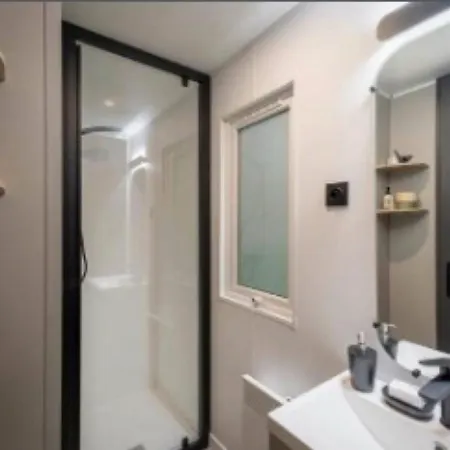 Mobilehome Vallon 56 *