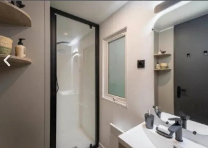 Mobilehome Vallon 56 *